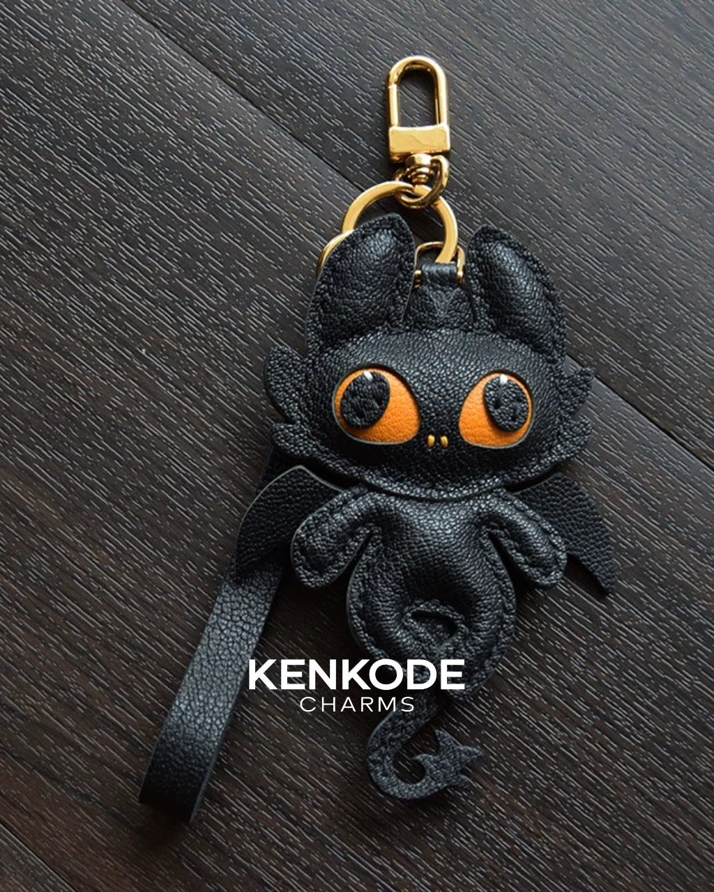 Night Fury - How to Train Your Dragon Charm