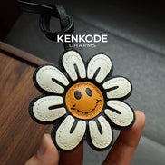 Smile Flower Charm - 01